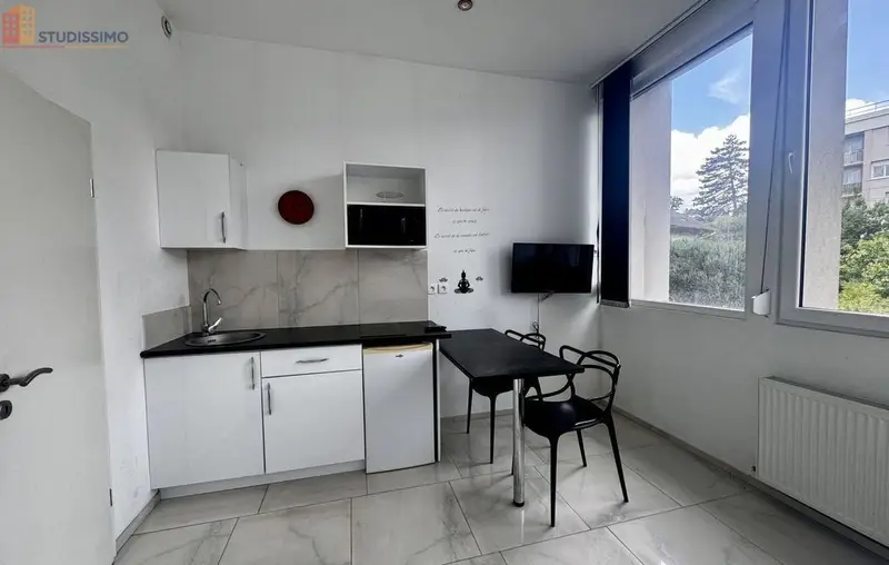 Studio 21m² Montbéliard - 1er étage, lumineux - Photo 6