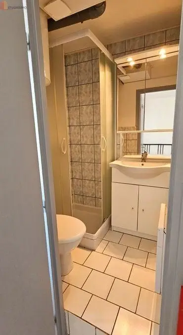 Studio meublé 14m² Besançon centre - Calme, lumineux - Photo 1