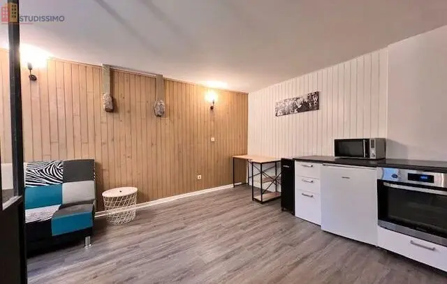 Studio meublé 24m² Besançon 25000 - Lumineux, 2e étage - Photo 3