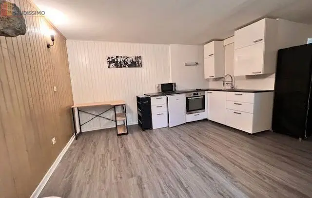 Studio meublé 24m² Besançon 25000 - Lumineux, 2e étage - Photo 4