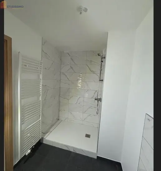 Studio 35m² Besançon - luminosité, DPE C - Photo 6
