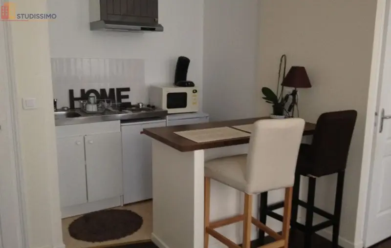 Studio 26m² Besançon centre - Très calme, rez-de-chaussée - Photo 2