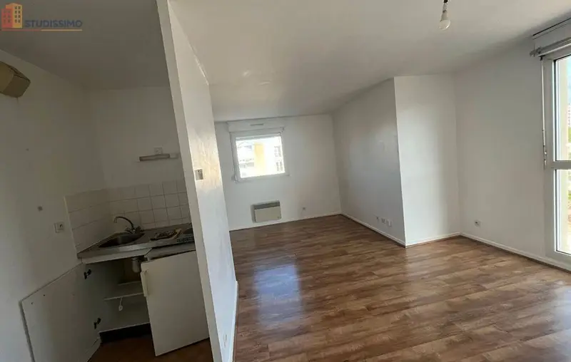 Studio 39m² Besançon 25000 - Dernier étage, lumineux - Photo 4