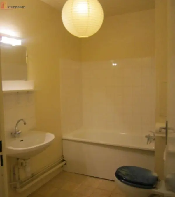 Studio 39m² Besançon 25000 - Dernier étage, lumineux - Photo 1