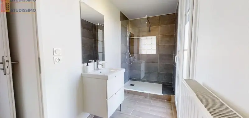 Studio meublé 15m² Besançon 25000 - Meublé, 2e étage - Photo 2