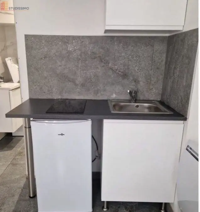 Studio meublé 15m² Besançon centre - Calme, lumineux - Photo 2