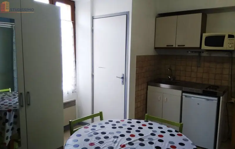Studio meublé 18m² Besançon 25000 - Meublé, 1er étage - Photo 4