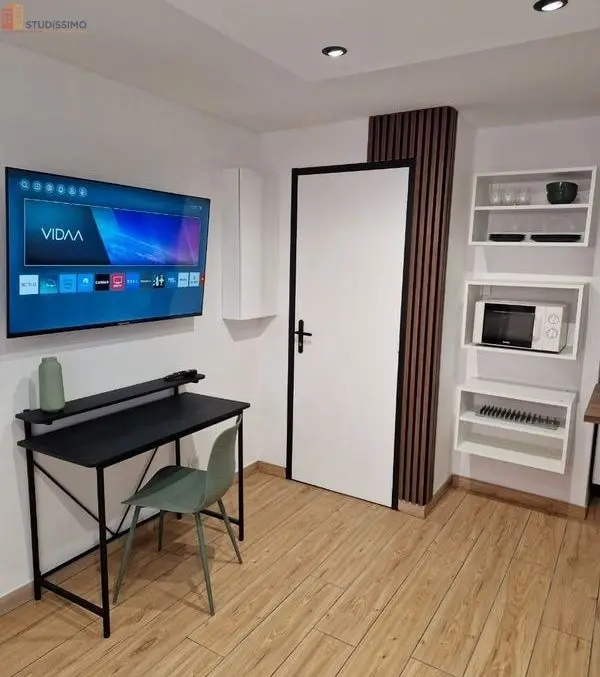 Studio meublé 15m² Besançon centre - Calme, lumineux - Photo 2