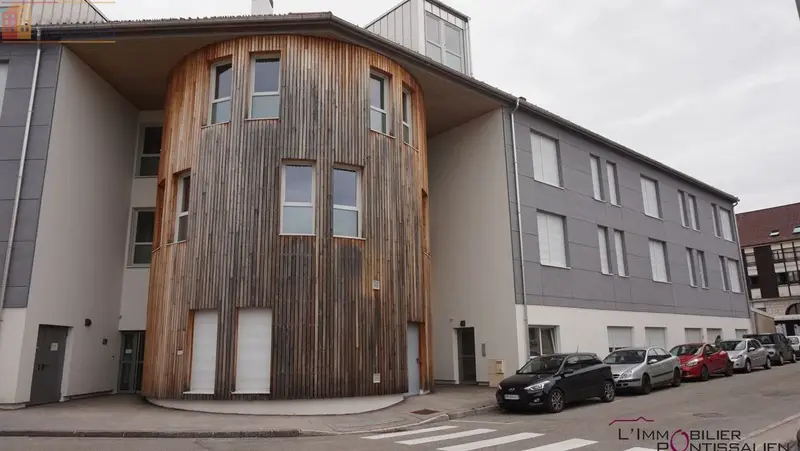 Studio 25m² Pontarlier - - Photo 1