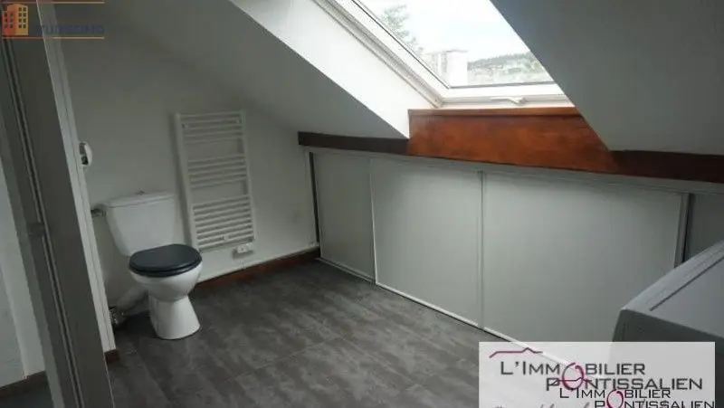 Studio 36m² Pontarlier - Dernier étage, lumineux - Photo 5