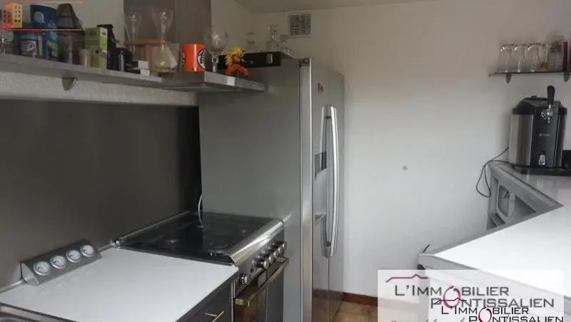 Studio 36m² Pontarlier - Dernier étage, lumineux - Photo 3