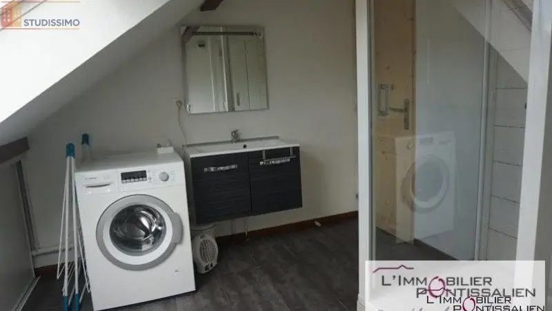 Studio 36m² Pontarlier - Dernier étage, lumineux - Photo 2