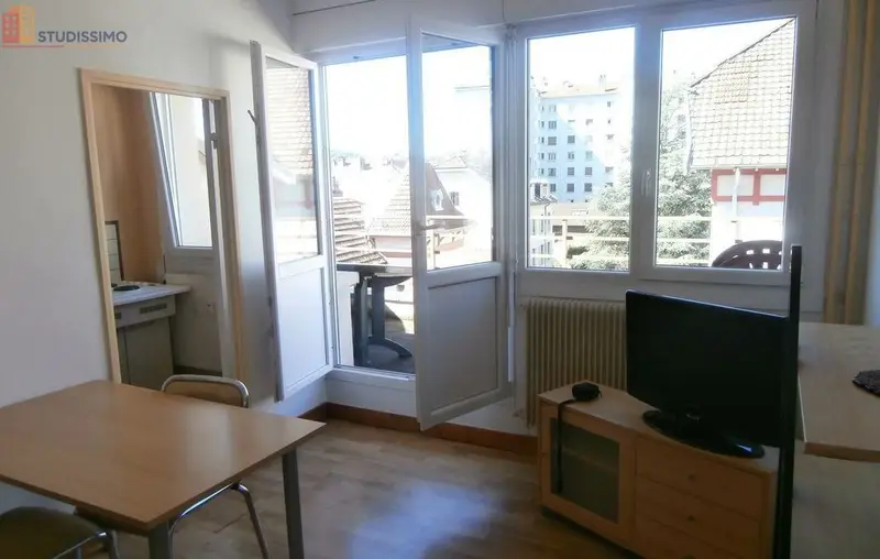 Studio meublé 21m² Besançon - Terrasse, lumineux - Photo 4