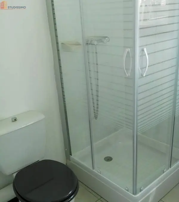 Studio meublé 17m² Besançon centre - Ensoleillé, au calme - Photo 4