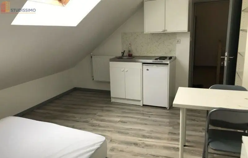 Studio meublé 15m² Besançon 25000 - Calme, lumineux - Photo 1