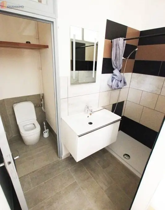 Studio meublé 30m² Rougemont 25680 - Meublé, lumineux - Photo 3