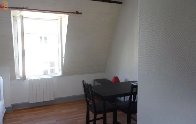Studio meublé 18m² Besançon centre - Calme, 4e étage - Photo 6
