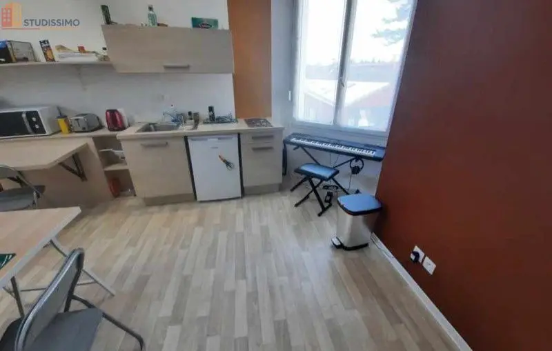 Studio meublé 21m² Montbéliard - Meublé, idéal étudiant - Photo 2