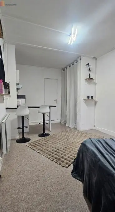 Studio meublé 26m² Montbéliard centre - Calme, lumineux - Photo 1