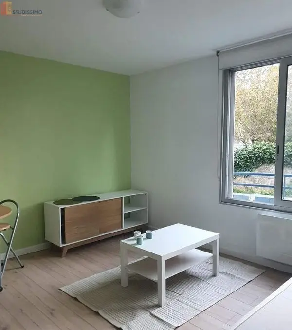 Studio meublé 28m² Besançon 25000 - Grand, parking privé - Photo 7