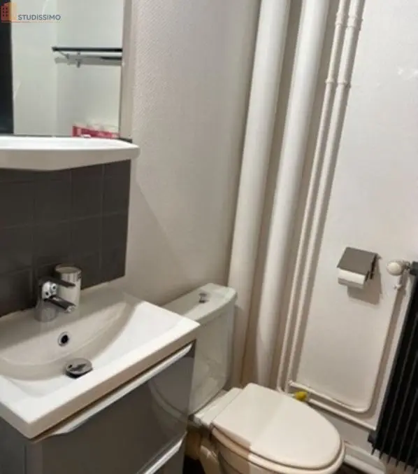Studio meublé 22m² Besançon 25000 - Meublé, 1er étage - Photo 1