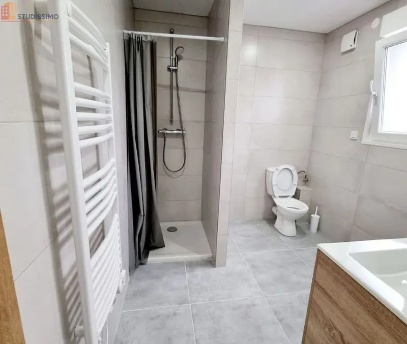 Studio 28m² Montbéliard - Meublé, lumineux - Photo 3