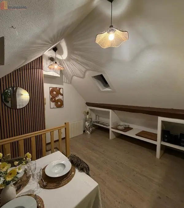 Studio meublé 16m² Montbéliard - Centre-ville, dernier étage - Photo 2