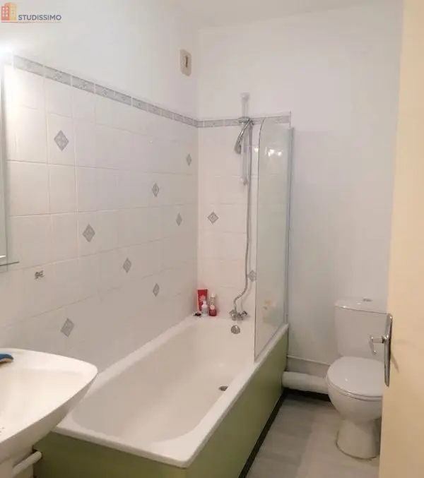 Studio meublé 25m² Besançon - Lumineux, 2e étage - Photo 2
