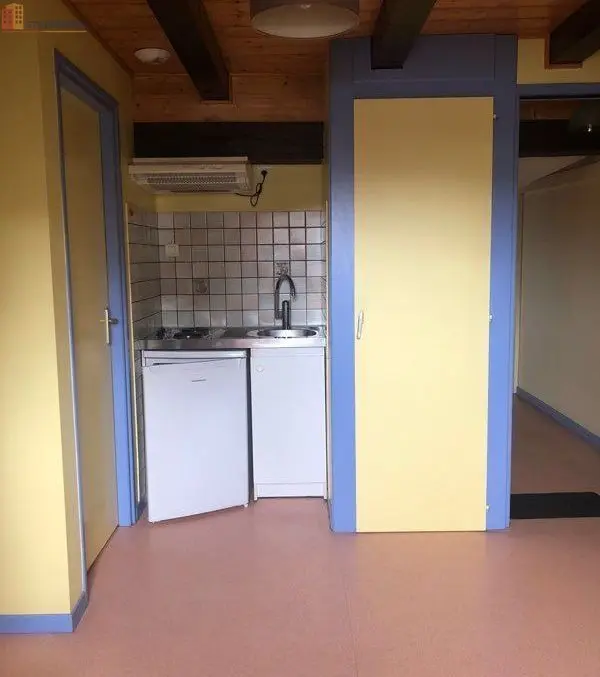 Studio 26m² Montbéliard - Lumineux, dernier étage - Photo 6