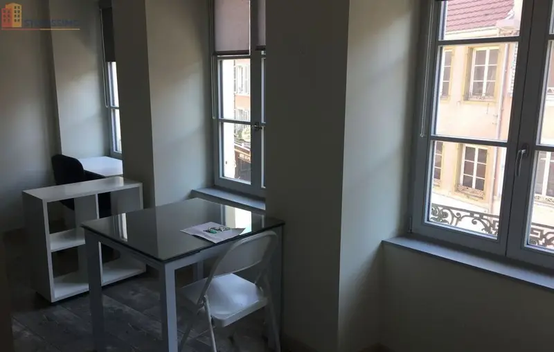 Studio meublé 24m² Montbéliard - Meublé, lumineux - Photo 5