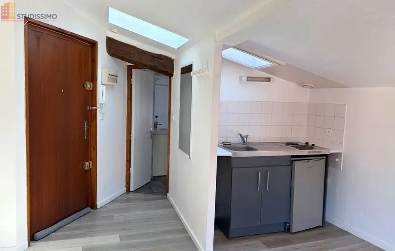 Studio 17m² Valence centre historique - Lumineux, calme - Photo 2