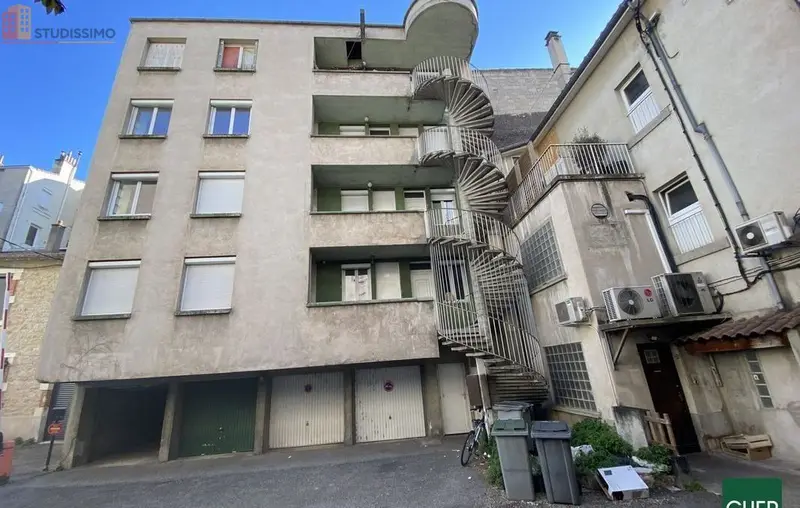 Studio 35m² Valence - DPE C, 2e étage - Photo 1