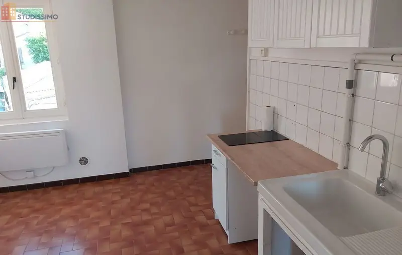 Studio 32m² Crest - Jolie vue, non meublé - Photo 8