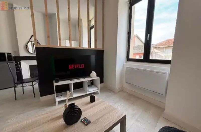 Studio 25m² Bourg-de-Péage - Meublé, rénové avec cheminée - Photo 4