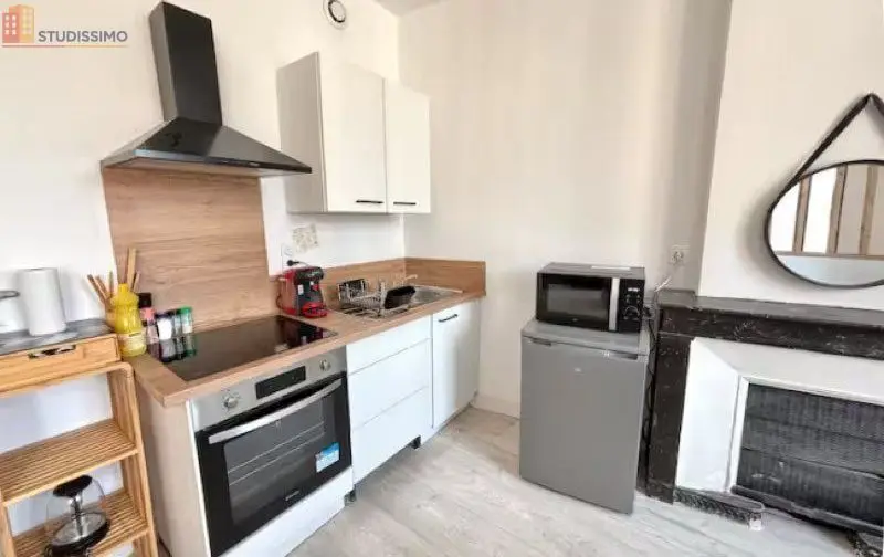 Studio 25m² Bourg-de-Péage - Meublé, rénové avec cheminée - Photo 3