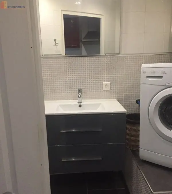 Studio meublé 25m² Die centre-ville - Meublé, DPE D - Photo 2