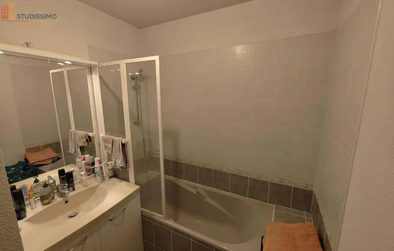 Studio meublé 35m² Bourg-de-Péage - Parking, cave - Photo 2