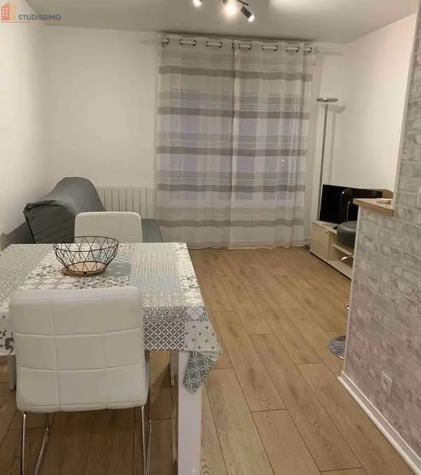 Studio meublé 26m² Évreux centre - Cave, parking - Photo 4