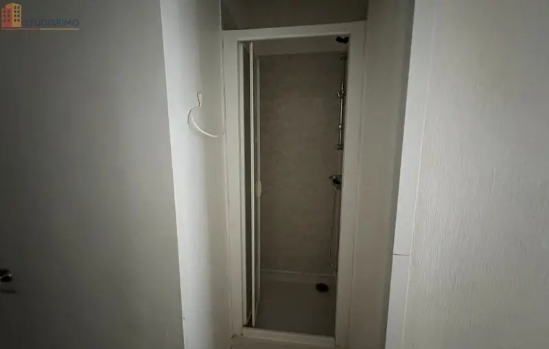 Studio 43m² Le Neubourg - Étage 1, DPE E - Photo 8