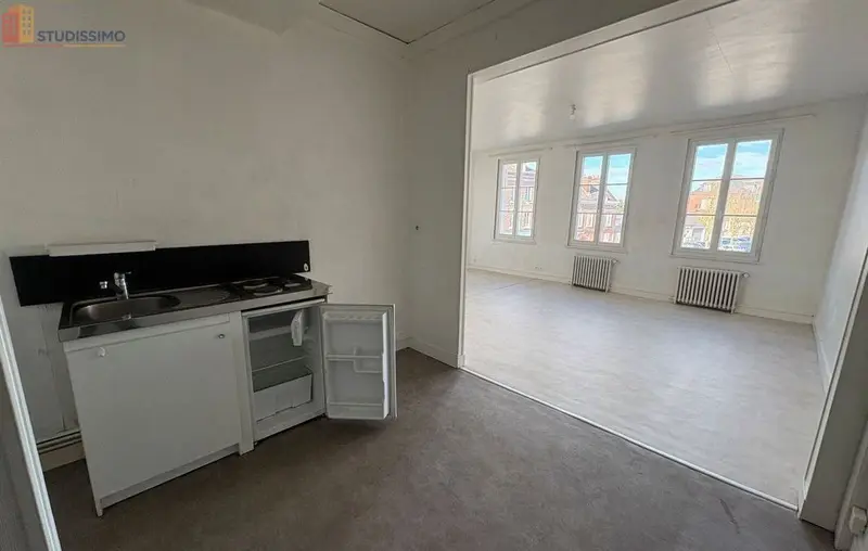 Studio 43m² Le Neubourg - Étage 1, DPE E - Photo 9