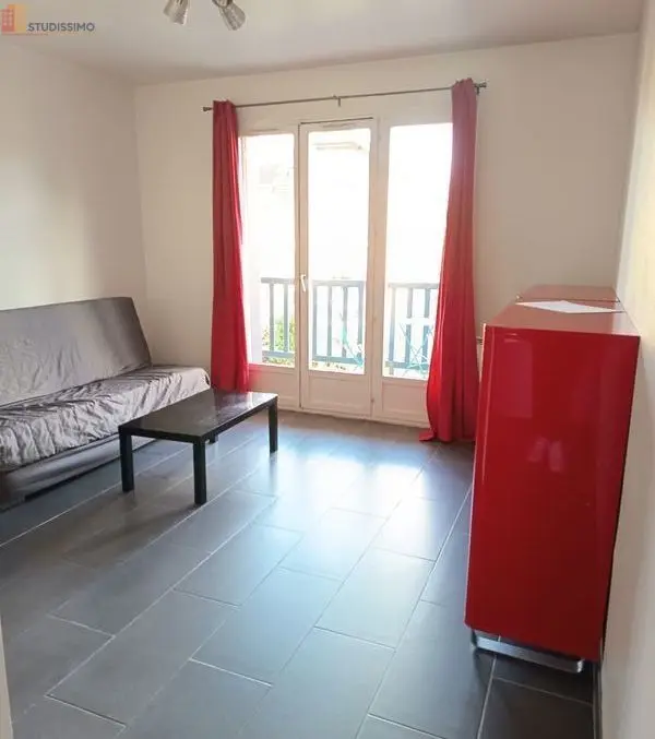 Studio meublé 20m² Évreux centre - Balcon, lumineux - Photo 2