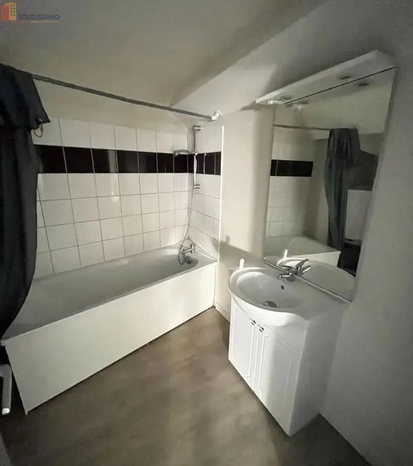 Studio meublé 17m² Évreux - Lumineux, 2e étage - Photo 1