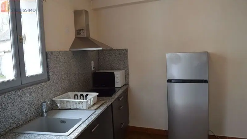 Studio meublé 31m² Châteaudun - Parking, climatisation - Photo 2