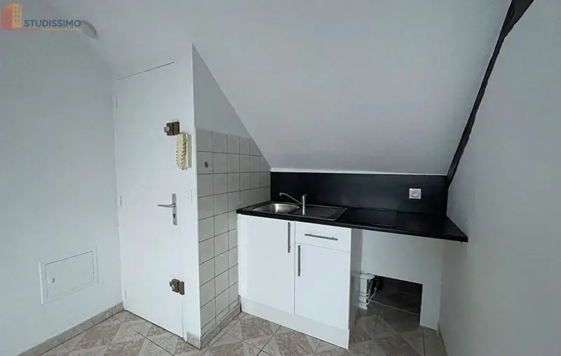 Studio 18m² Chartres - Étage élevé, DPE C - Photo 2