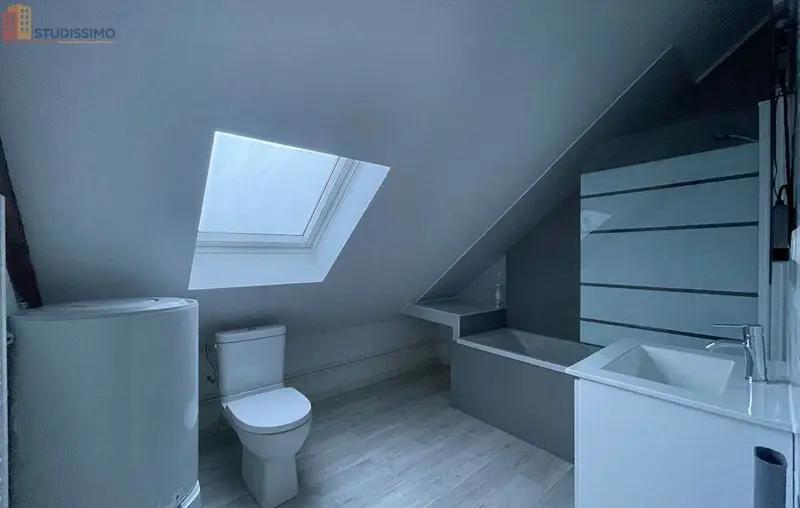 Studio 18m² Chartres - Étage élevé, DPE C - Photo 1