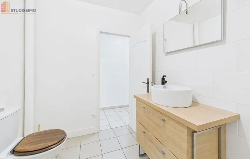 Studio 34m² Chartres - Dernier étage, lumineux - Photo 3