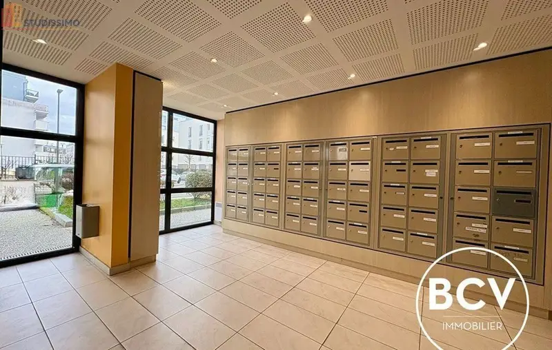 Studio meublé 24m² Chartres - Dernier étage, lumineux - Photo 1