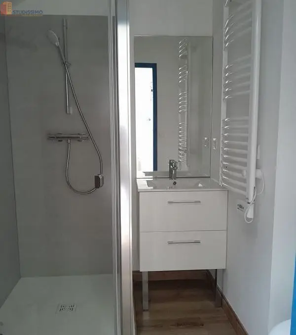Studio meublé 22m² Nogent-le-Rotrou - Meublé, DPE D - Photo 2