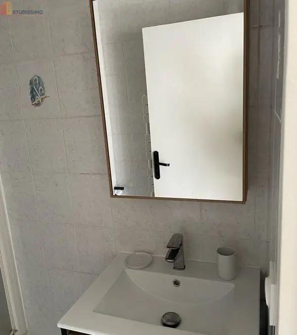 Studio meublé 24m² Chartres centre - Calme, rues piétonnes - Photo 4