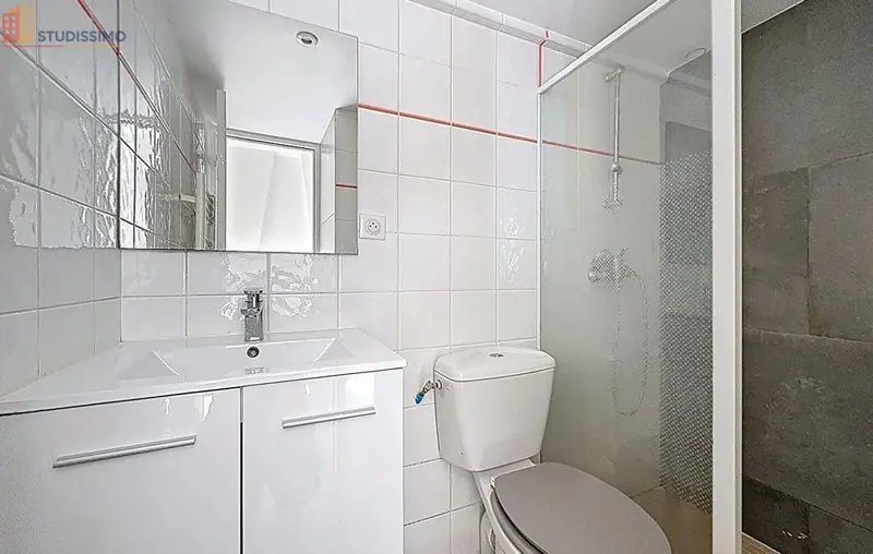 Studio 27m² Chartres - 1er étage, lumineux - Photo 8